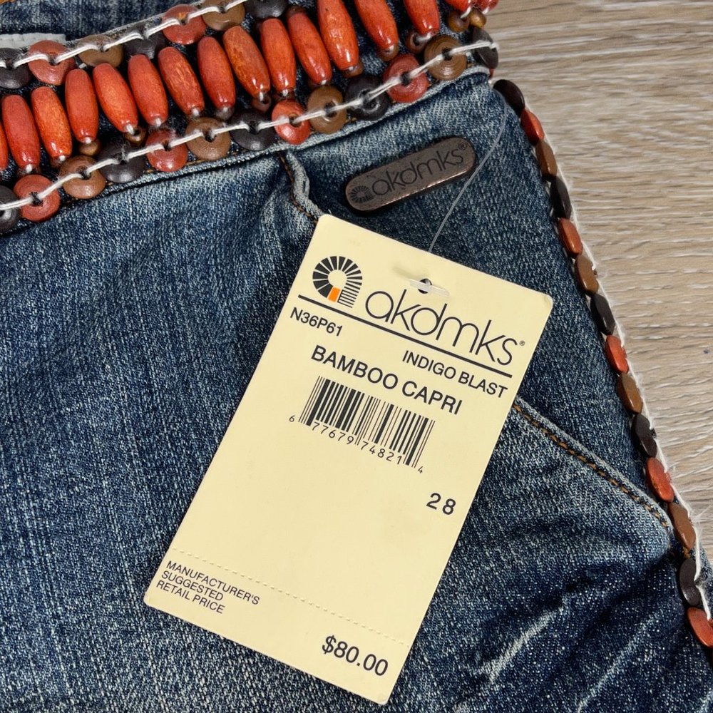 NWT AKDMKS WOMEN'S BAMBOO CAPRI BOHO HIPPIE BEADED JEANS SIZE 28 - Picture 2 of 16